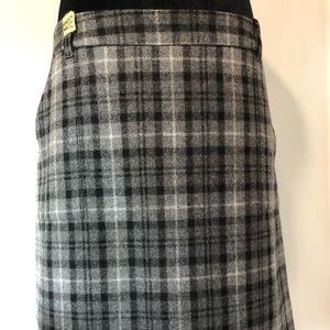 Eddie Bauer Wool Plaid Skirt (size 10 Tall)
